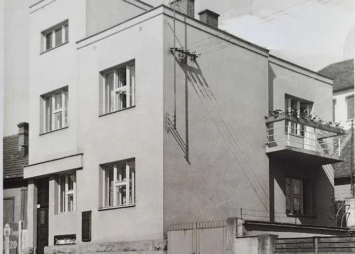 公寓 Vichova Vila_1935 - Funkcionalisticky Skvost V Horicich V Podkrkonosi